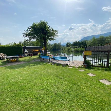 Ferienwohnungen Schiller Landskron Esterno foto