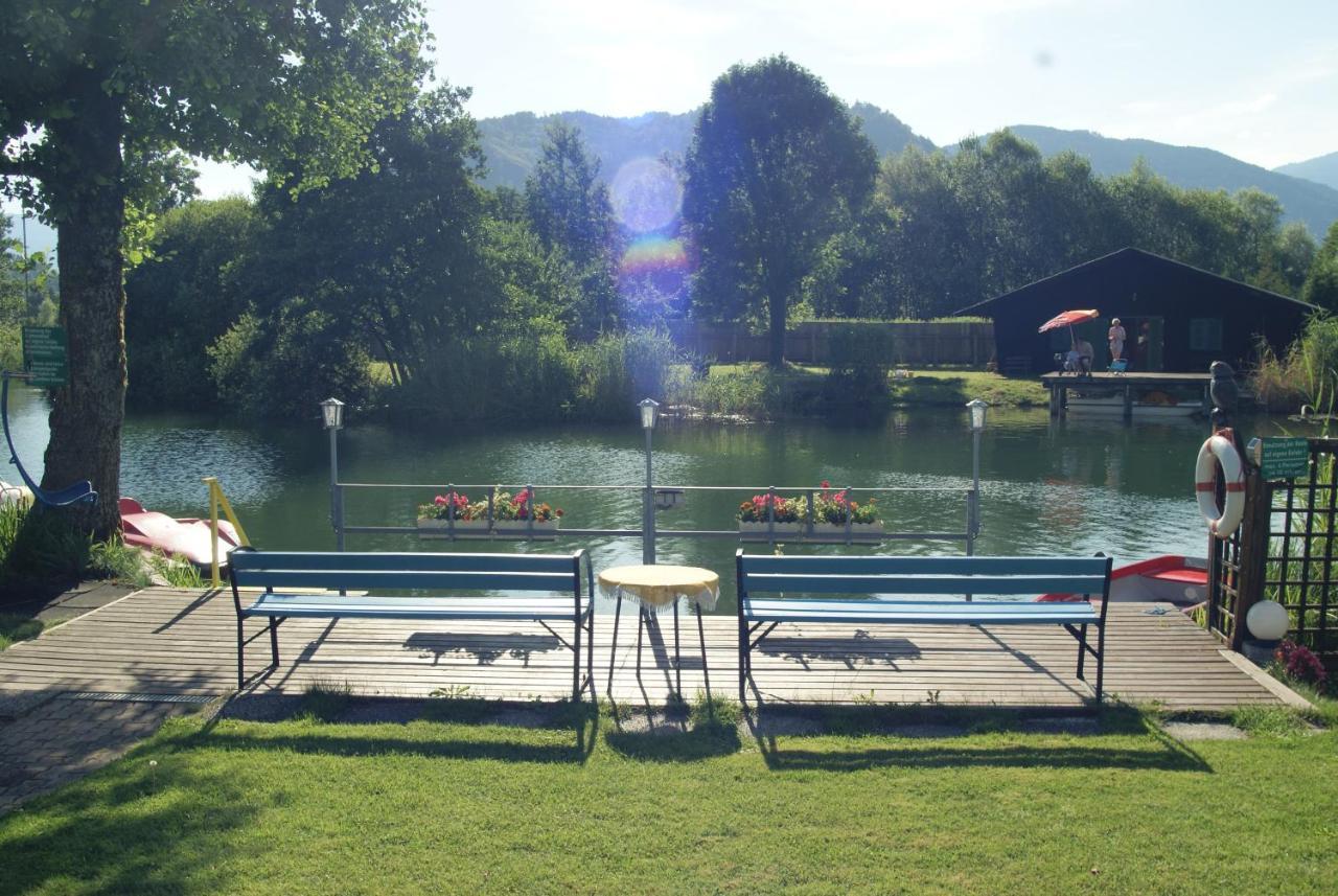 Ferienwohnungen Schiller Landskron Esterno foto