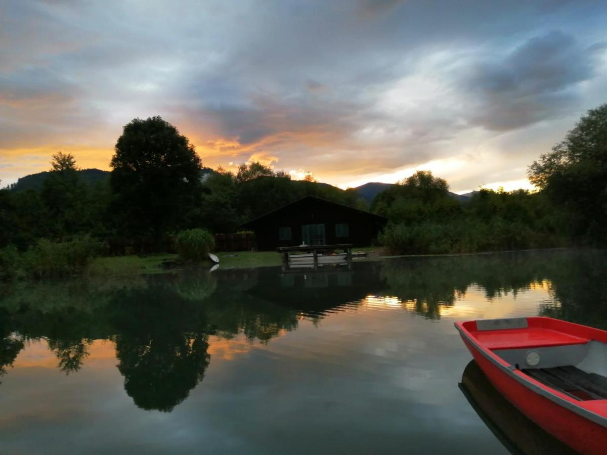 Ferienwohnungen Schiller Landskron Esterno foto