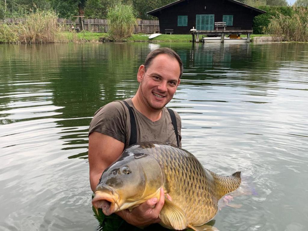 Ferienwohnungen Schiller Landskron Esterno foto
