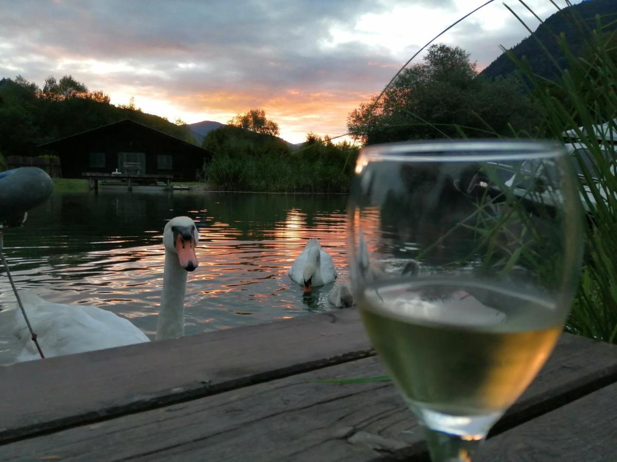 Ferienwohnungen Schiller Landskron Esterno foto