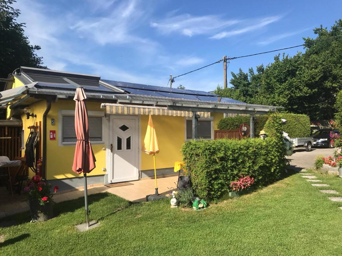 Ferienwohnungen Schiller Landskron Esterno foto