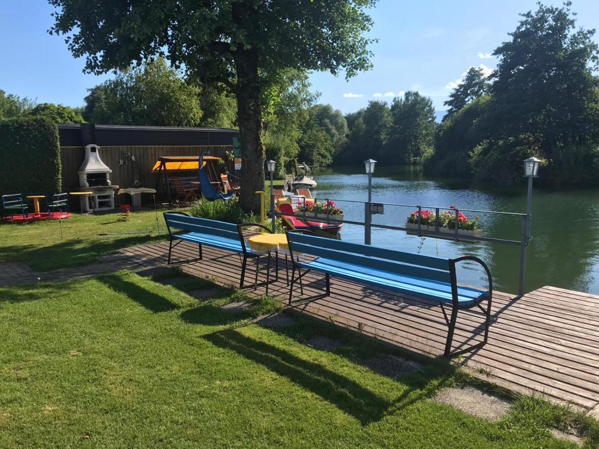 Ferienwohnungen Schiller Landskron Esterno foto